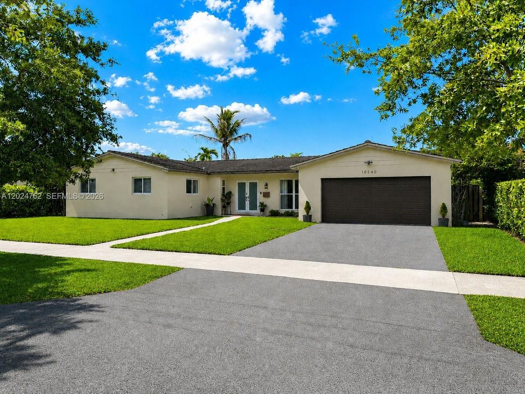 10240 SW 108th St, Miami, FL 33176