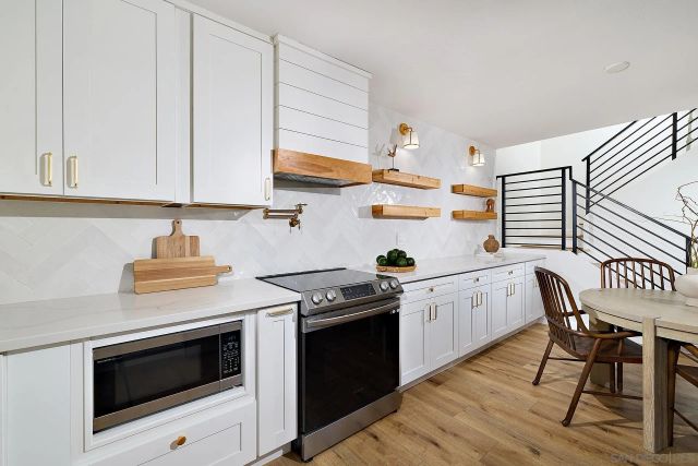 2031 Shadytree Lane, Encinitas, CA 92024