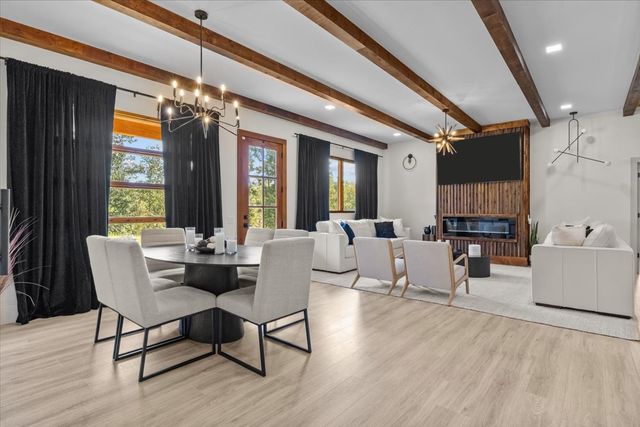 165 Wade Cv, Waverly, TN 37185