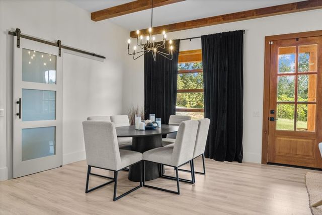 165 Wade Cv, Waverly, TN 37185