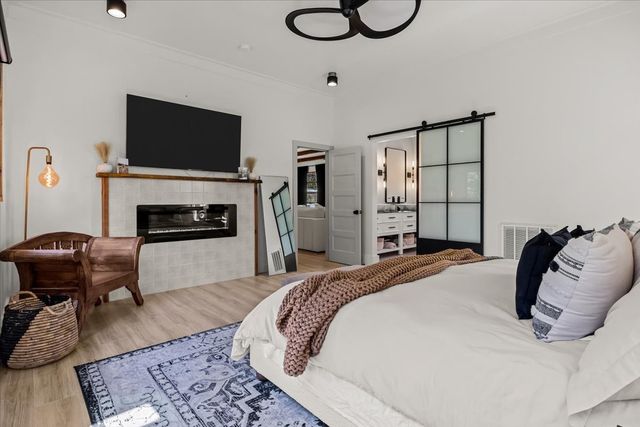 165 Wade Cv, Waverly, TN 37185