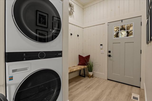 165 Wade Cv, Waverly, TN 37185