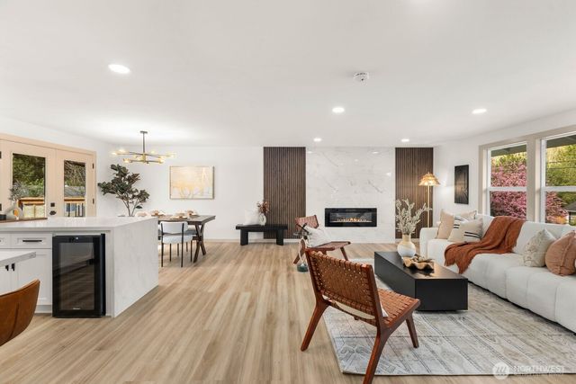 2506 101st Avenue NE, Lake Stevens, WA 98258