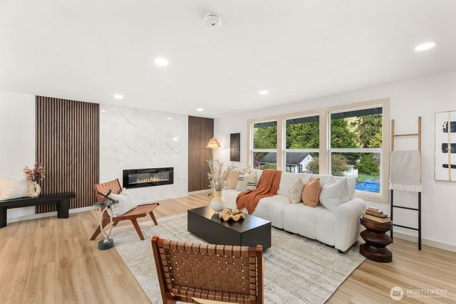 2506 101st Avenue NE, Lake Stevens, WA 98258