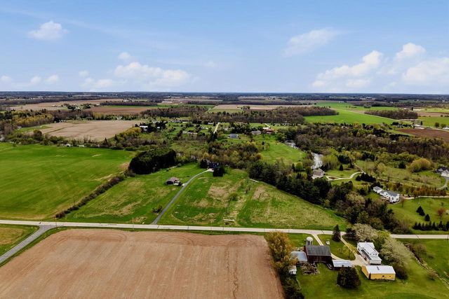 N7479 Willow ROAD, Plymouth, WI 53073