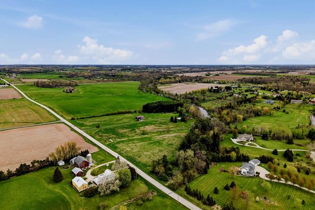 N7479 Willow ROAD, Plymouth, WI 53073