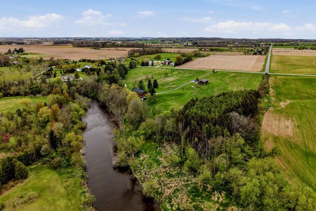 N7479 Willow ROAD, Plymouth, WI 53073