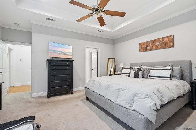 621 Highland Knoll Ct, Baton Rouge, LA 70810