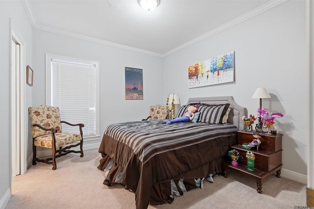 621 Highland Knoll Ct, Baton Rouge, LA 70810