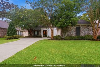 621 Highland Knoll Ct, Baton Rouge, LA 70810