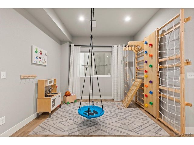 6771 Raritan Dr, Denver, CO 80221