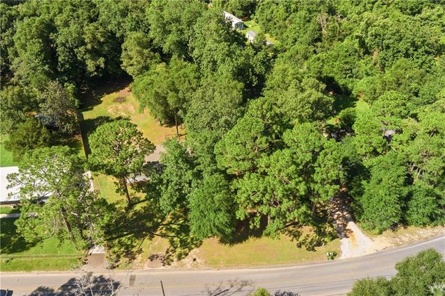 11303 Old Moffat Road, Wilmer, AL 36587