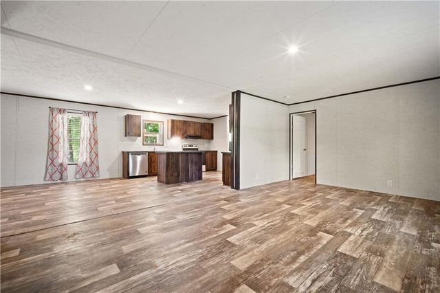 11303 Old Moffat Road, Wilmer, AL 36587