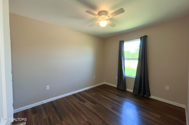 13 Short Rd, Crossville, TN 38555