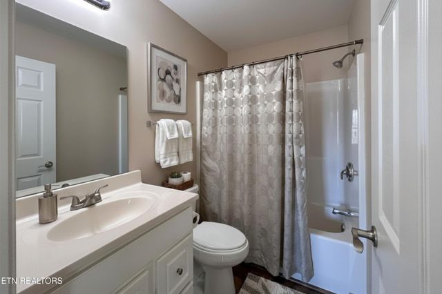 13 Short Rd, Crossville, TN 38555