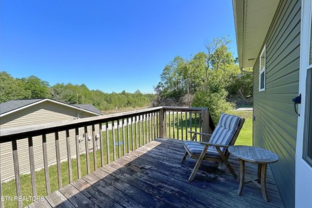 13 Short Rd, Crossville, TN 38555