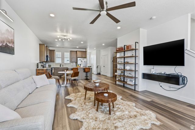 7968 S 5440 W, West Jordan, UT 84081