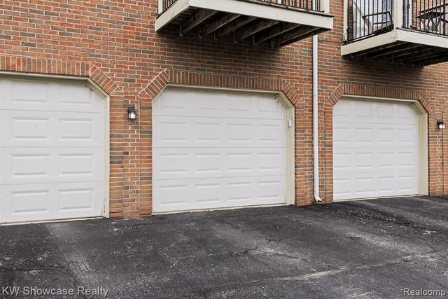 9519 Lakeside Drive 91, Ypsilanti, MI 48197