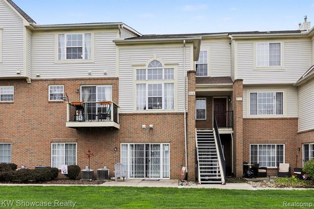 9519 Lakeside Drive 91, Ypsilanti, MI 48197