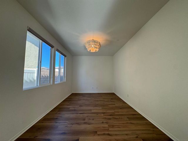 38226 Old Creek, Murrieta, CA 92563