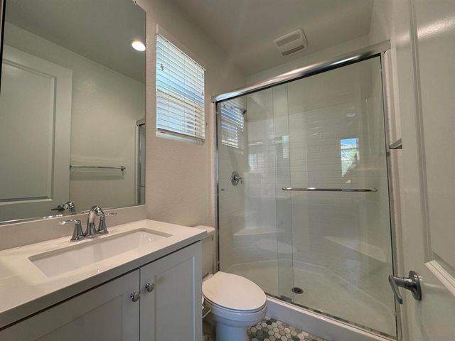 38226 Old Creek, Murrieta, CA 92563