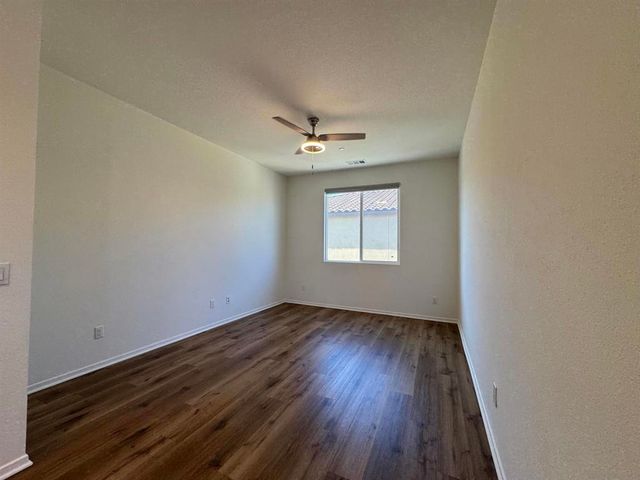 38226 Old Creek, Murrieta, CA 92563