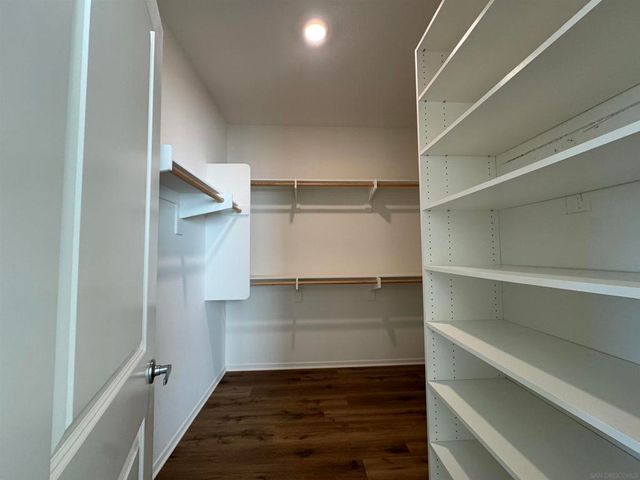 38226 Old Creek, Murrieta, CA 92563