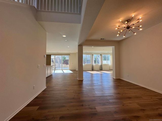 38226 Old Creek, Murrieta, CA 92563