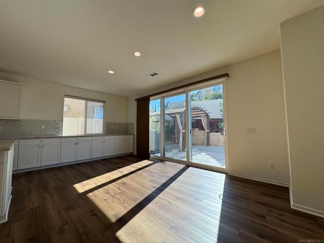 38226 Old Creek, Murrieta, CA 92563