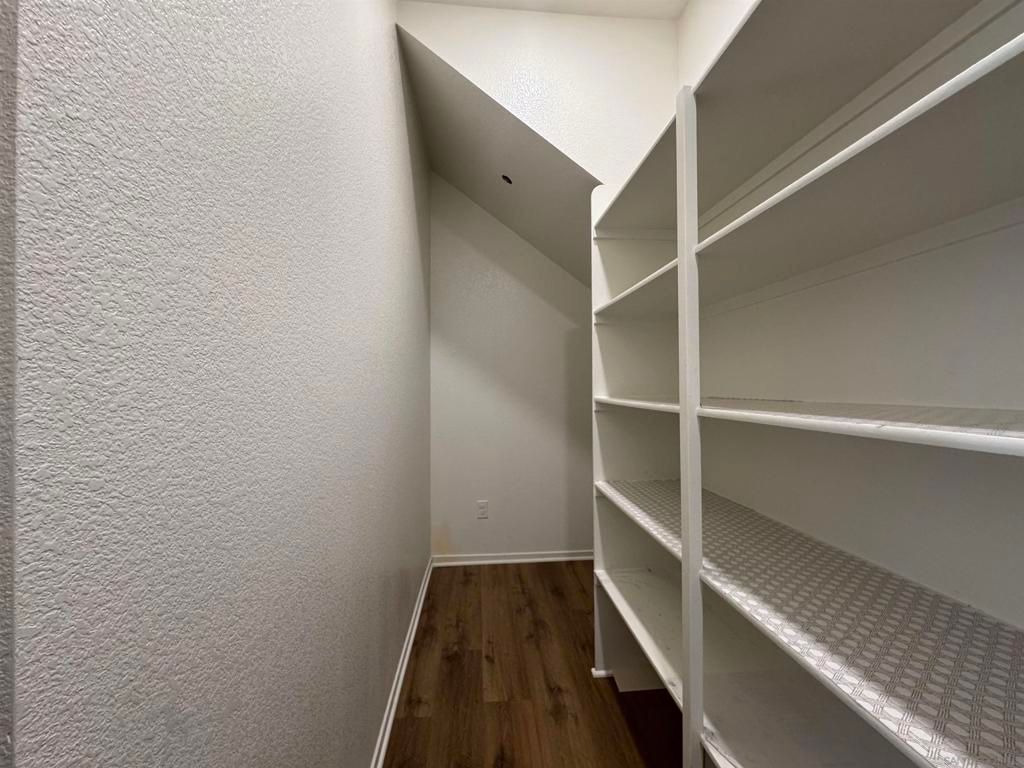 Image 12 of property listing at 38226 Old Creek, Murrieta, CA 92563