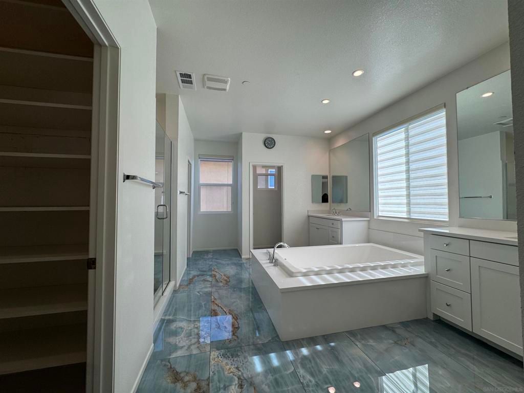 Image 38 of property listing at 38226 Old Creek, Murrieta, CA 92563