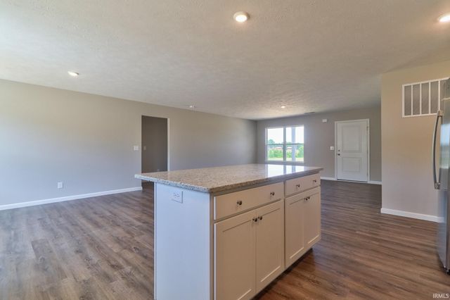 13934 Persimmon Lane, Evansville, IN 47725
