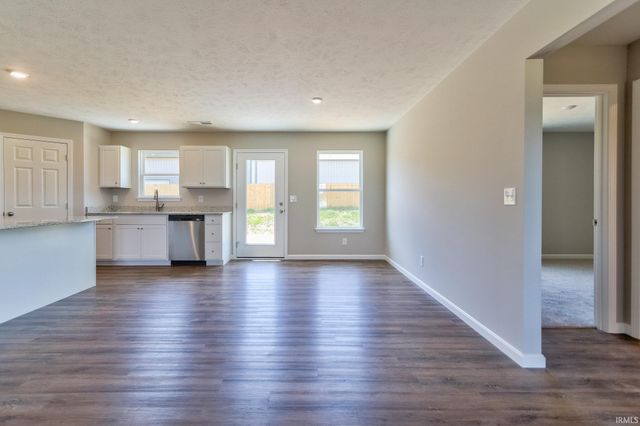 13934 Persimmon Lane, Evansville, IN 47725