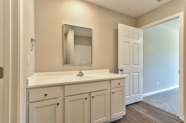 13934 Persimmon Lane, Evansville, IN 47725