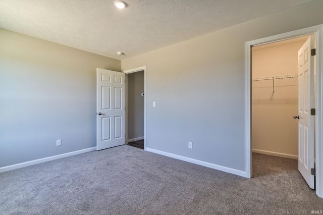 13934 Persimmon Lane, Evansville, IN 47725
