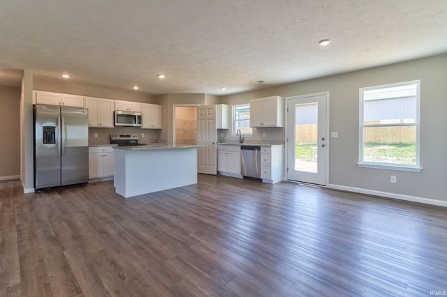 13934 Persimmon Lane, Evansville, IN 47725