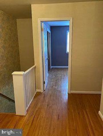 415 MONMOUTH DR, Cherry Hill, NJ 08002