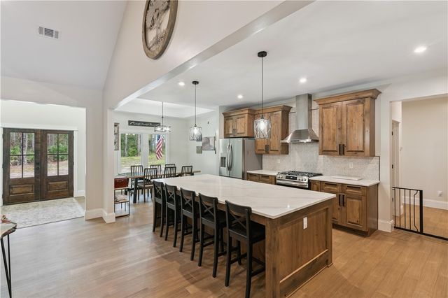 7079 Harrietts Bluff Road, Woodbine, GA 31569