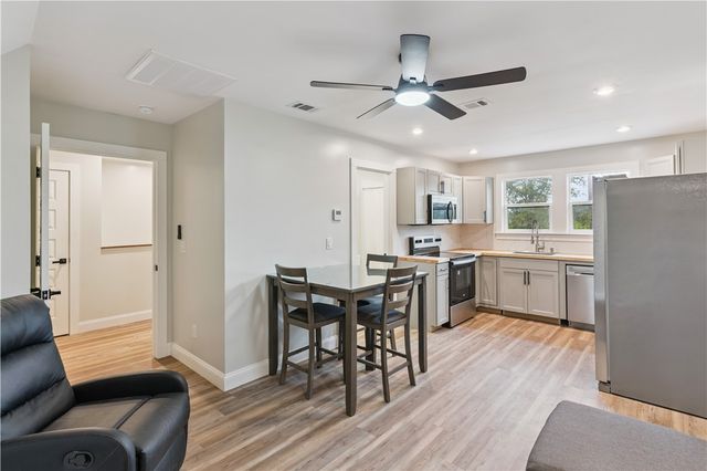 7079 Harrietts Bluff Road, Woodbine, GA 31569