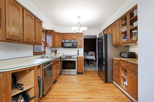 4125 75th Street, Urbandale, IA 50322