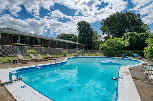 306 PRESQUE ISLE Boulevard 102, Millcreek, PA 16505