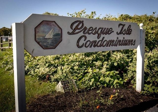 306 PRESQUE ISLE Boulevard 102, Millcreek, PA 16505