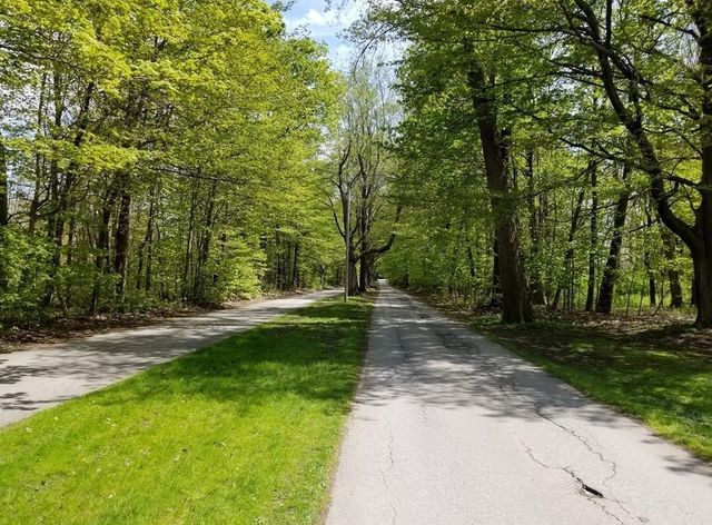 306 PRESQUE ISLE Boulevard 102, Millcreek, PA 16505