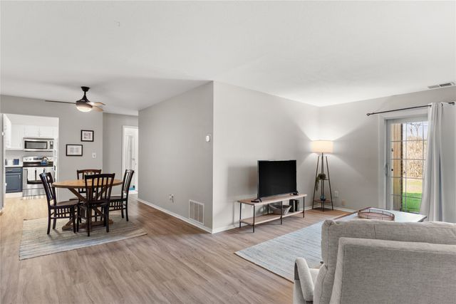 306 PRESQUE ISLE Boulevard 102, Millcreek, PA 16505