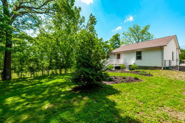 1413 Ocoee Trl, Madison, TN 37115