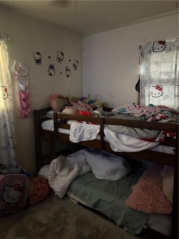 8605 Cambridge Avenue, Kansas City, MO 64138