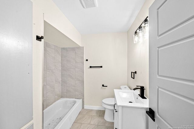 311 Burwood Ln, San Antonio, TX 78213