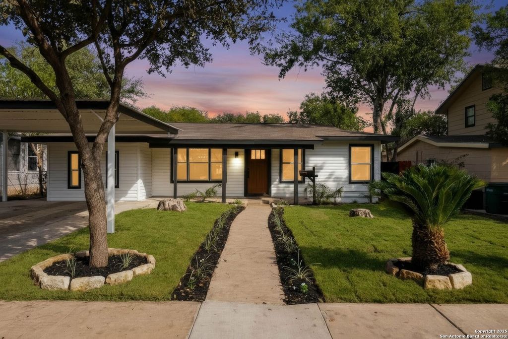 311 Burwood Ln, San Antonio, TX 78213