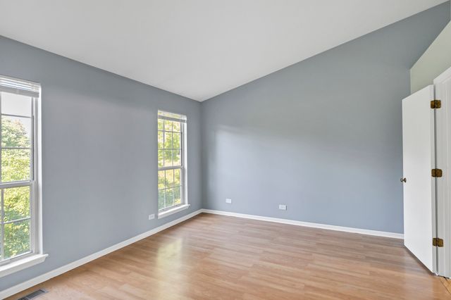 1300 Cranbrook Drive 1300, Schaumburg, IL 60193