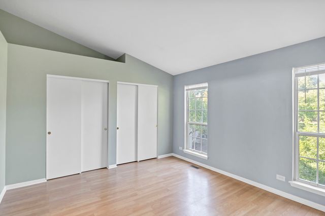 1300 Cranbrook Drive 1300, Schaumburg, IL 60193